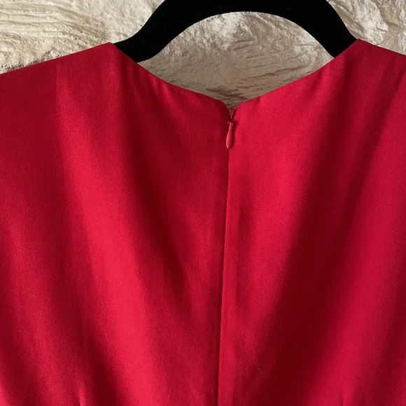 ♥️BCBG Maxazria Ruby Red Zipper Blouse - Medium - Picture 7 of 13